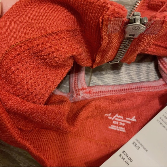 NWT UO out from under zipper front cropped tank top/bra top XS/S - Picture 5 of 7